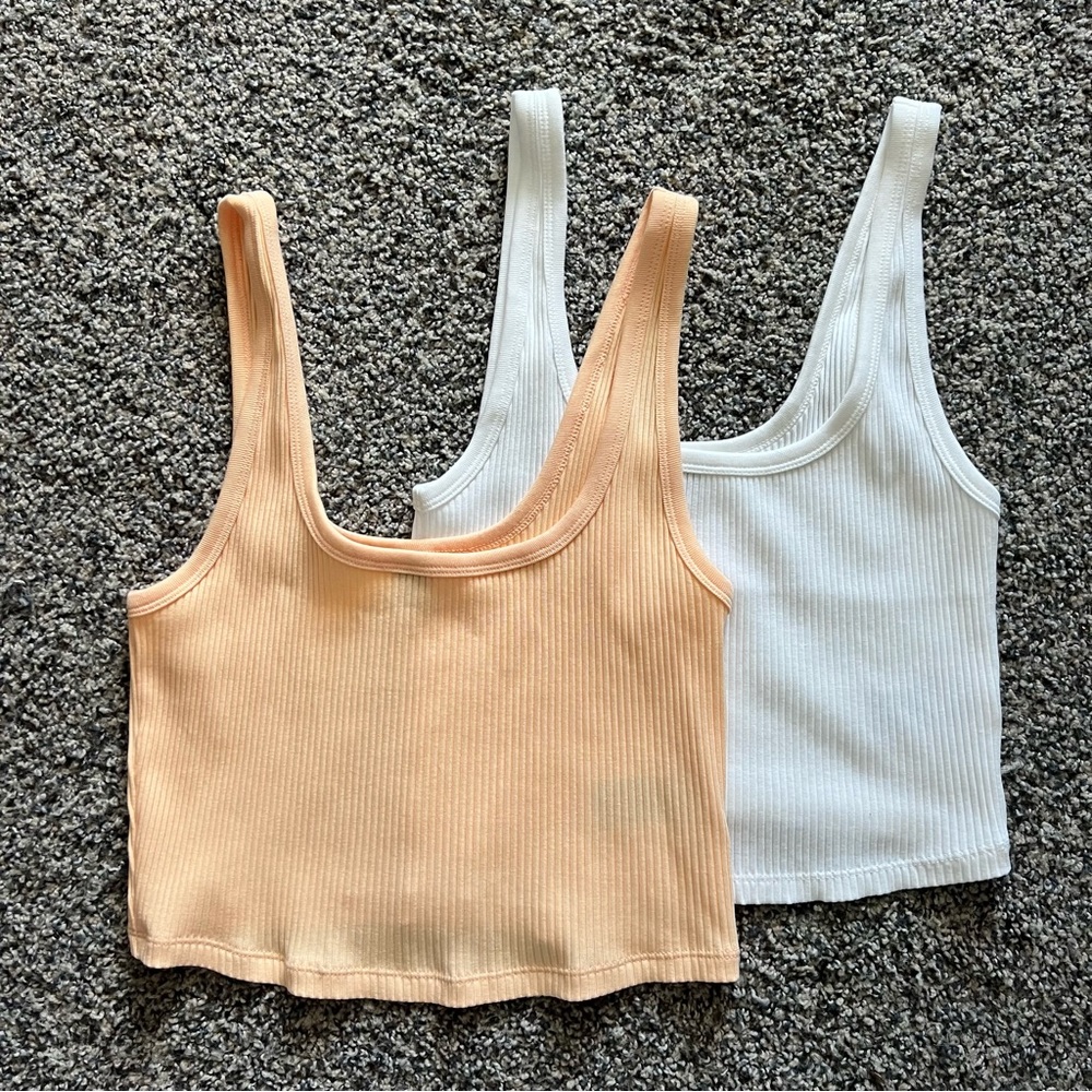 Old Navy Scoopneck Ribbed Crop Fitted Tank Top Bundle size M